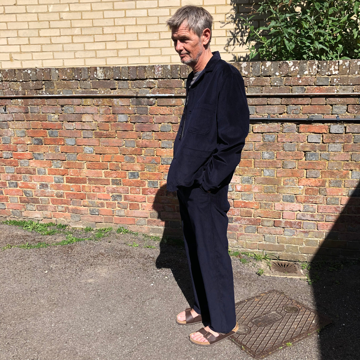 Everyday trousers in navy cord