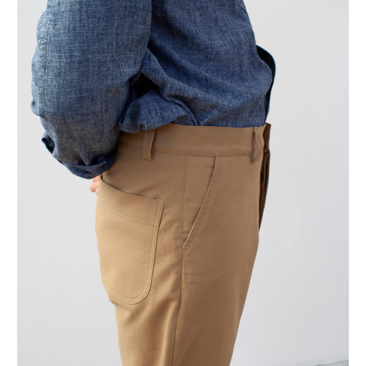 Straight trousers in tan cotton canvas