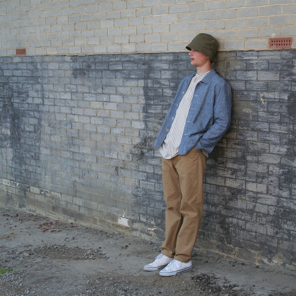 Straight trousers in tan cotton canvas